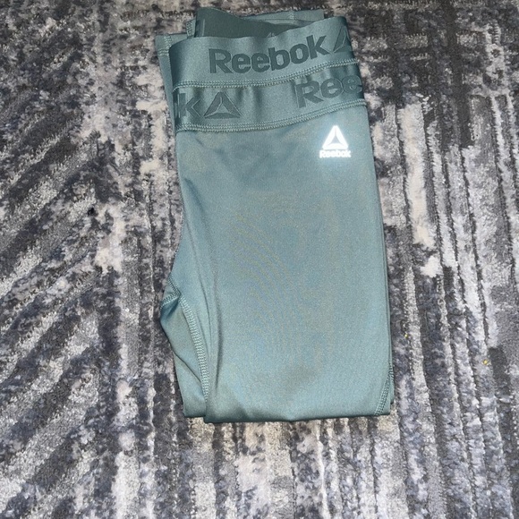 Reebok Pants - Reebok Aqua Performance Leggings